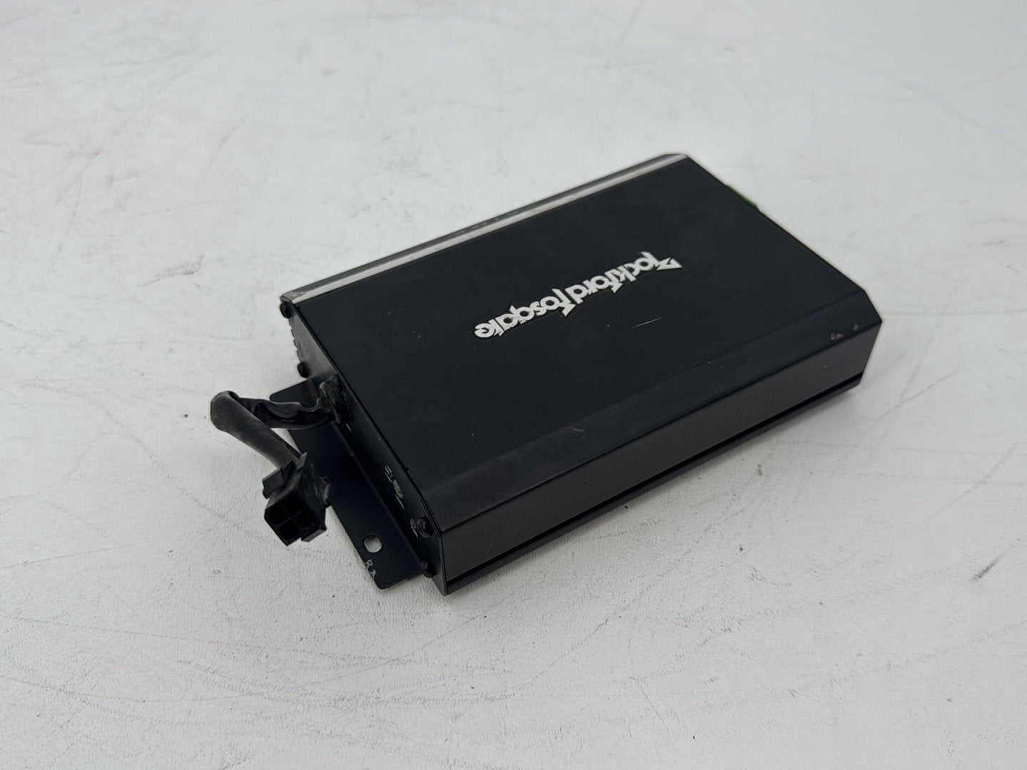 08 Harley Touring Electra Radio Audio Sound Amplifier Amp Rockford Fosgate PRIME