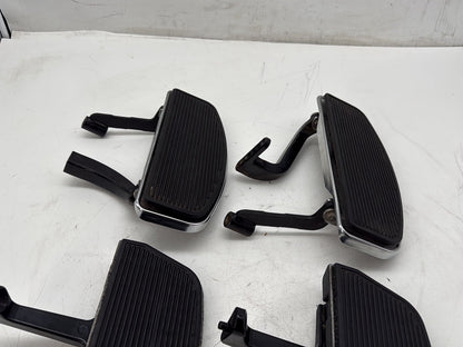 2006 Harley Touring FLHTCI Electra Glide Classic OEM Left Right Driver & Pass Floorboard Foot Rest