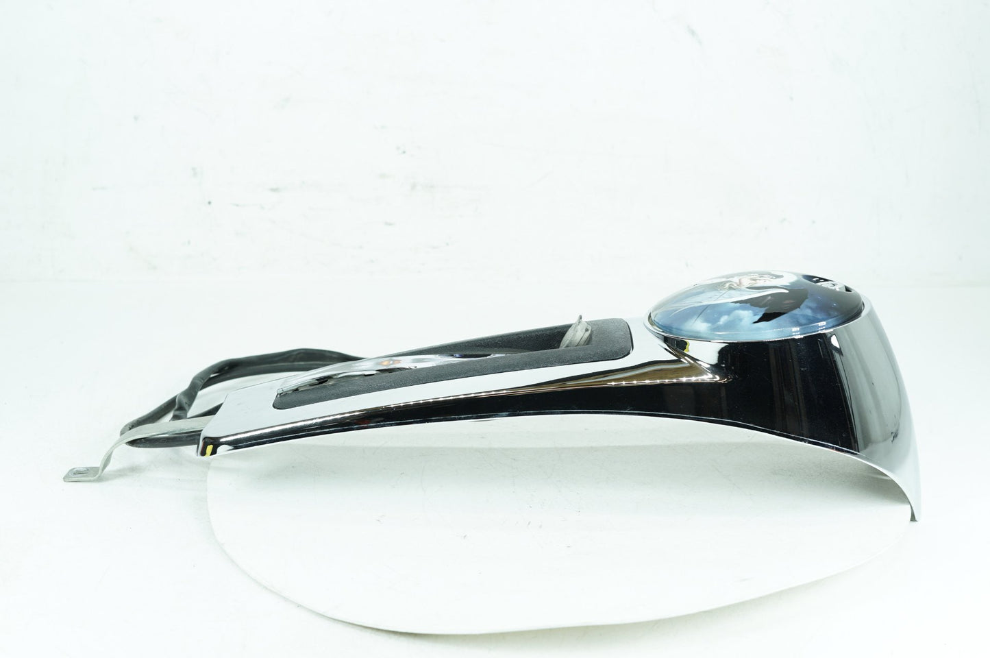 2007 - 2012 Harley-Davidson Touring Electra Glide Ultra Fuel Gas Tank Dash Console NOKey  	61270-08