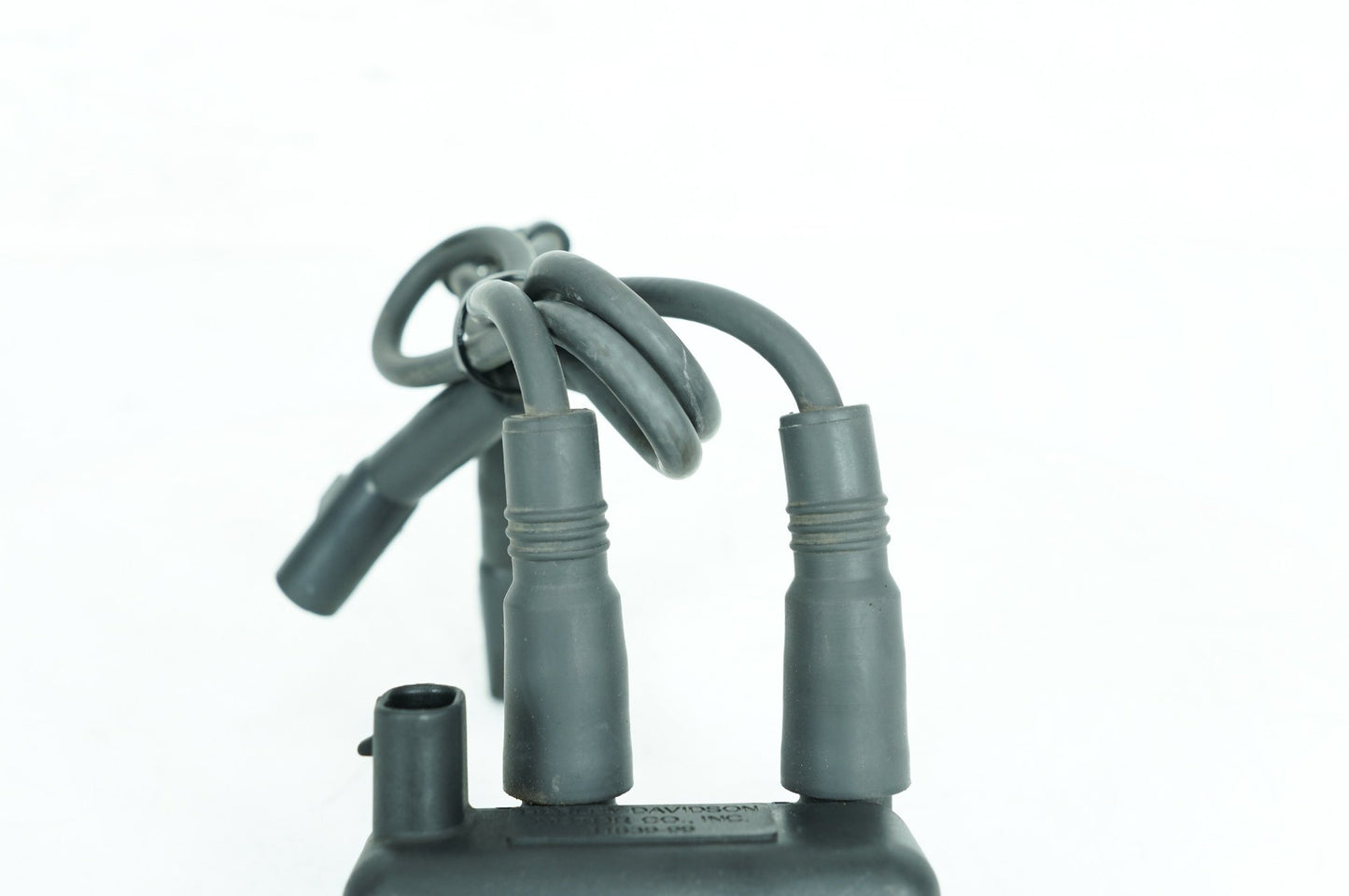 1999 - 2006 Harley-Davidson Touring Electra Glide Ultra Ignition Coil Spark Plugs Cable 31639-99