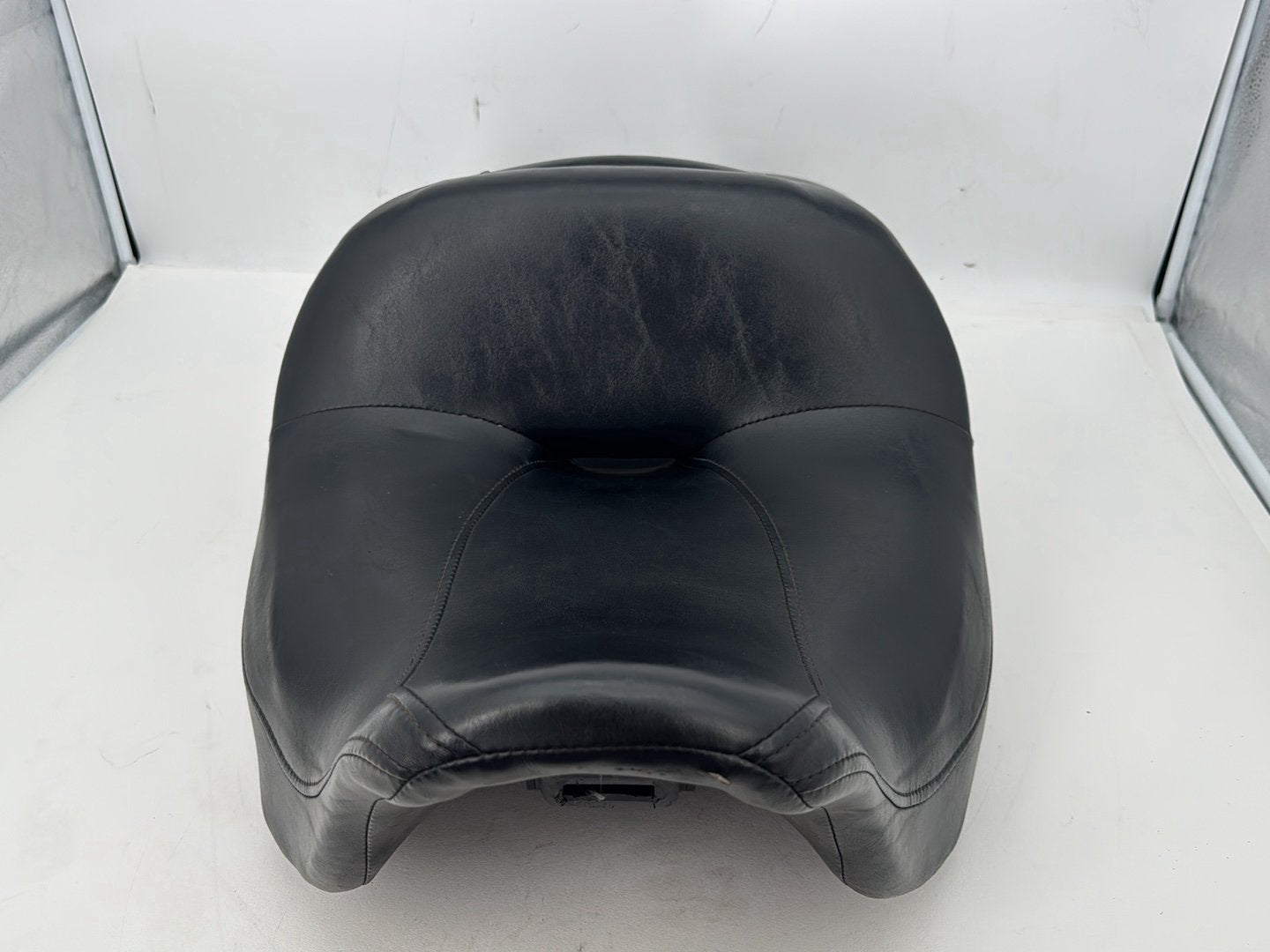 2007 - 2016 Harley-Davidson Touring Electra Glide Ultra Passenger Rider Driver Seat Saddle 52164-09B