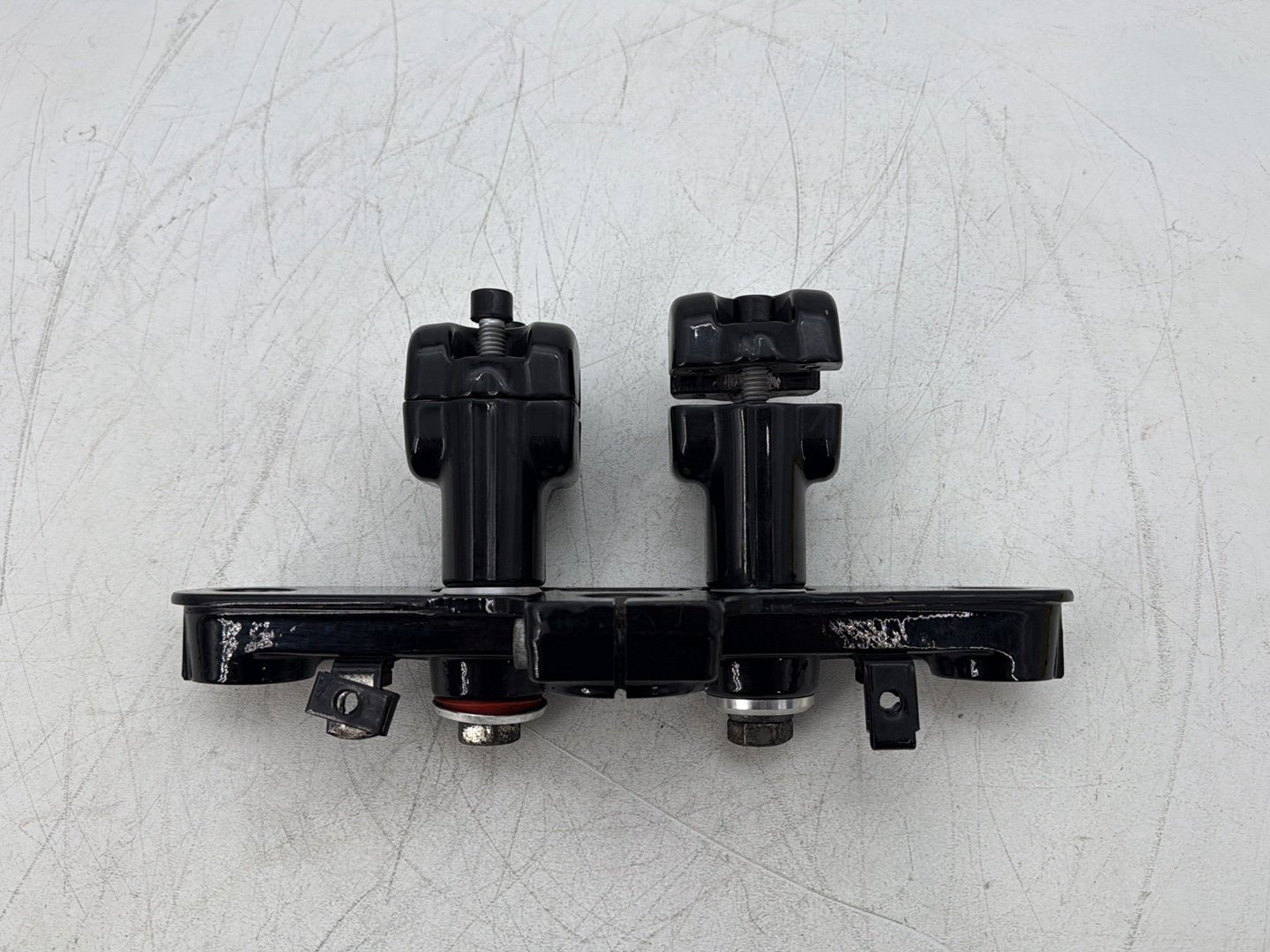 2011 Harley Softail FLSTFB Fat Boy OEM Front Fork Upper Triple Tree Clamps