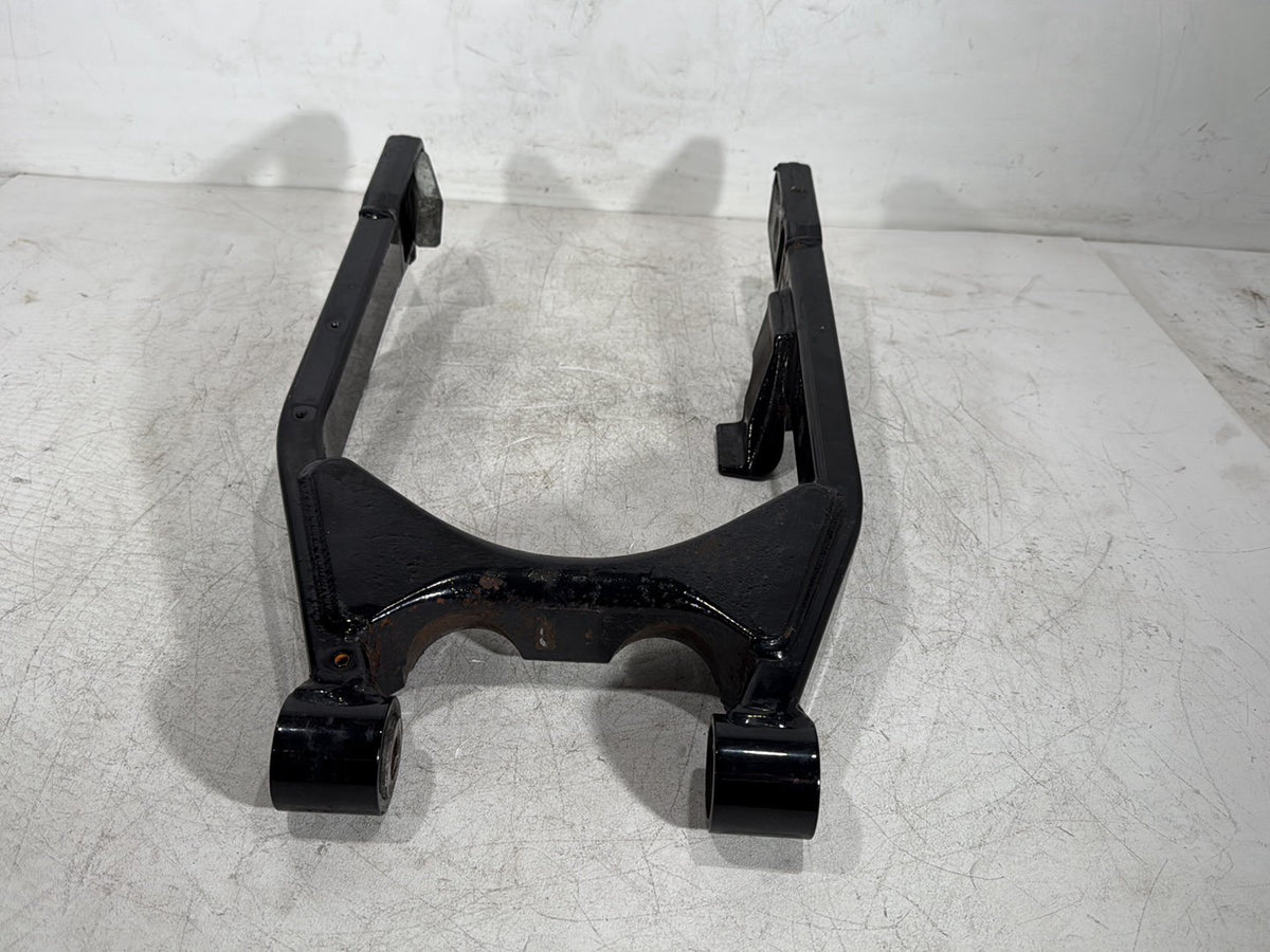 2007 Harley Dyna Street Bob FXDB OEM Rear Fork Swingarm Swing Arm