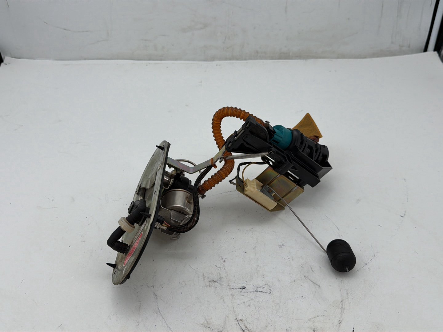 2003 Harley Road King Touring FLHRCI Classic OEM Fuel Pump Gas Gasoline Petrol Sending