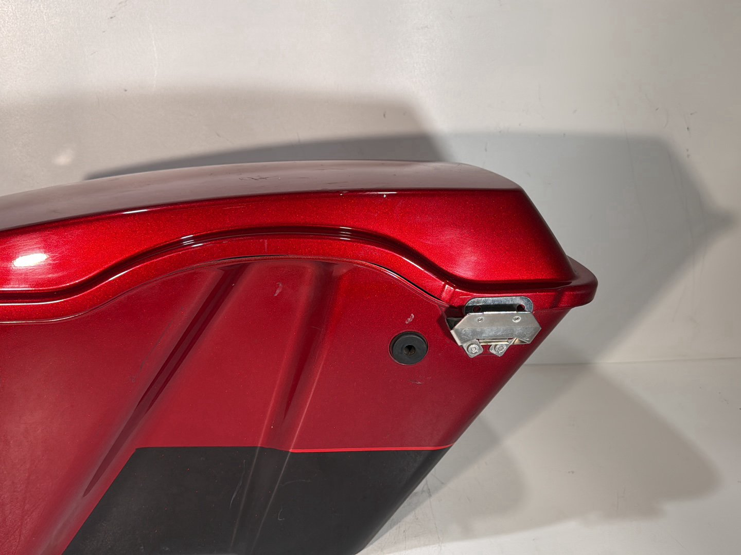 2008 - 2016 Harley-Davidson Touring Electra Glide Ultra Left 1 Saddlebag Luggage NO Key 	90753-93