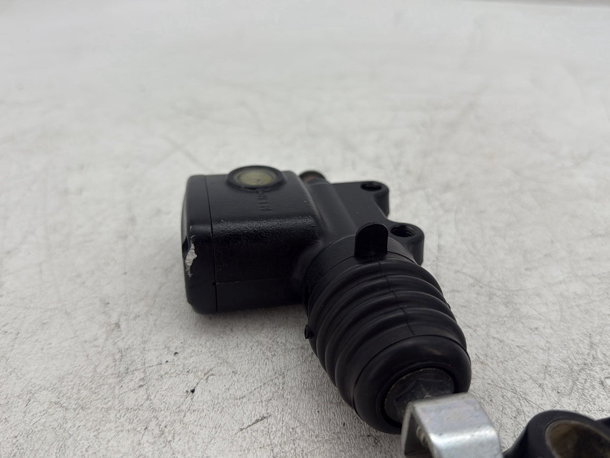 2019 Harley Softail Street Bob FXBB OEM Rear Brake Master Cylinder Reservoir