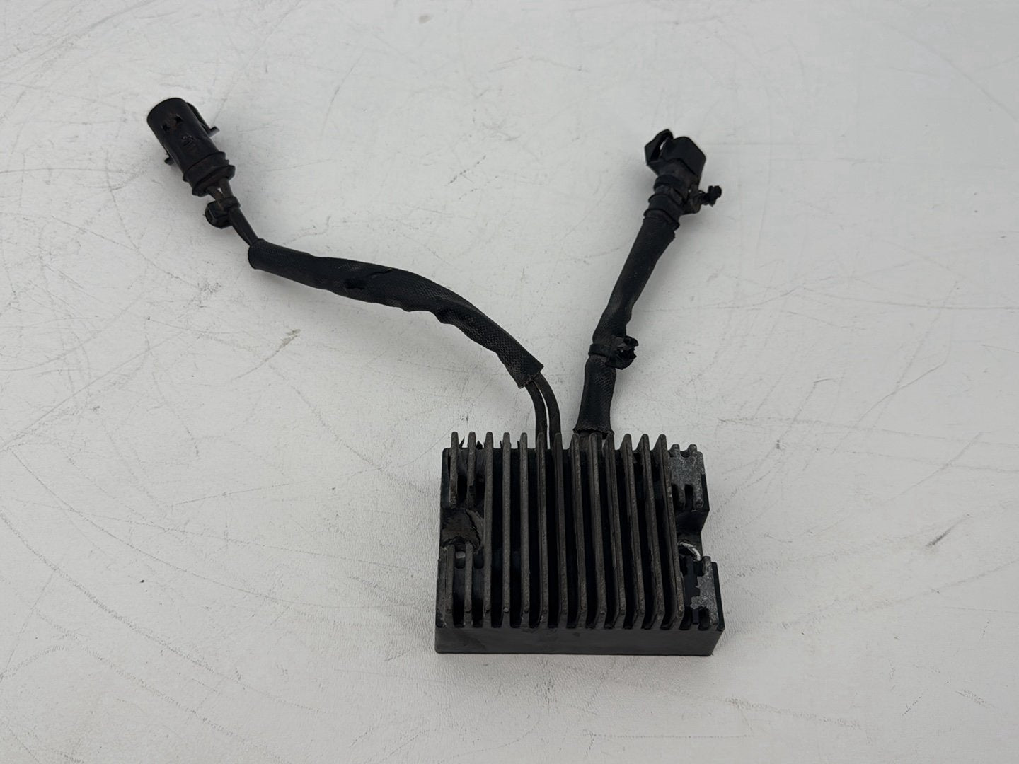 2009 Harley Sportster XL1200 L 1200 Low OEM Voltage Regulator Rectifier 74711-08