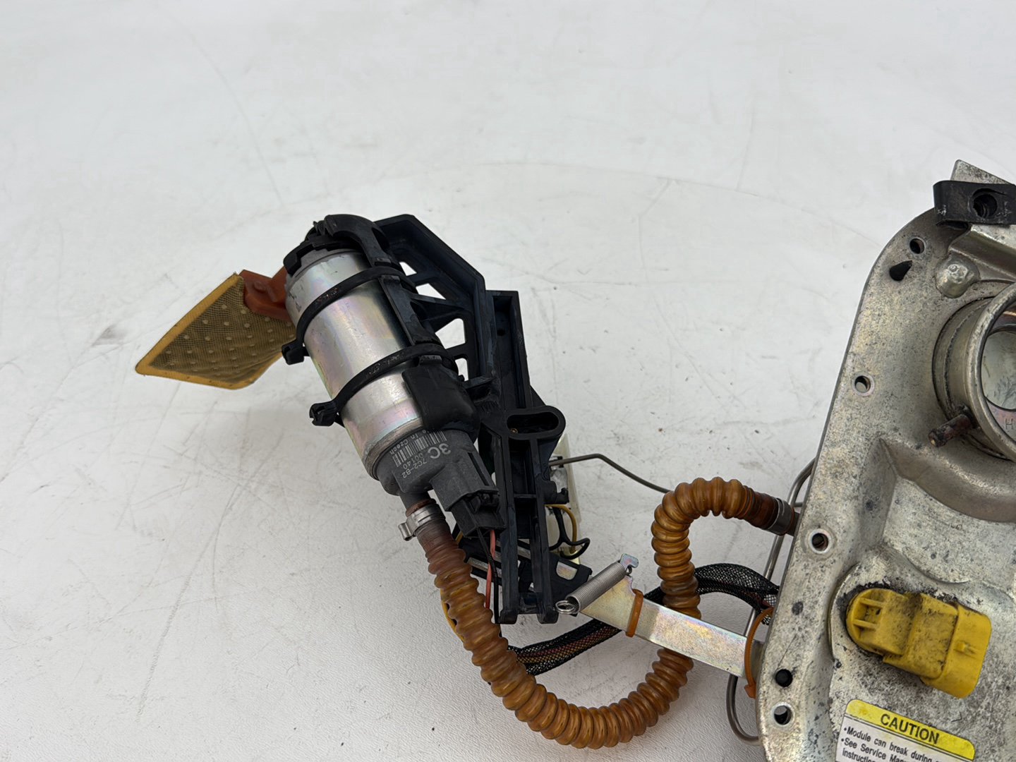 2007 - 2012 Harley-Davidson Touring Electra Glide Ultra Gas Gasoline Fuel Petrol Pump Sending