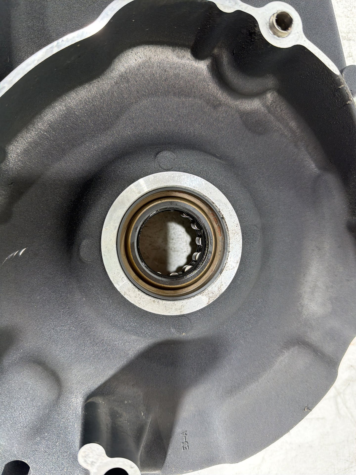 2010 Harley Street Glide Touring FLHX OEM Inner Primary Clutch Cover