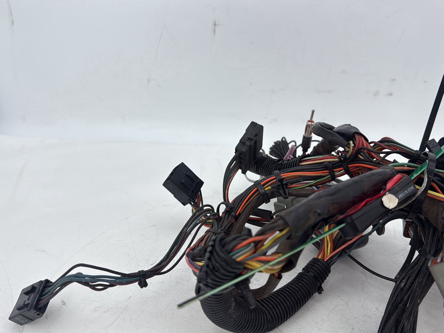 1999 - 2006 Harley-Davidson Touring Electra Glide Front Sub Wiring Harness Loom Interconnect 70232-03
