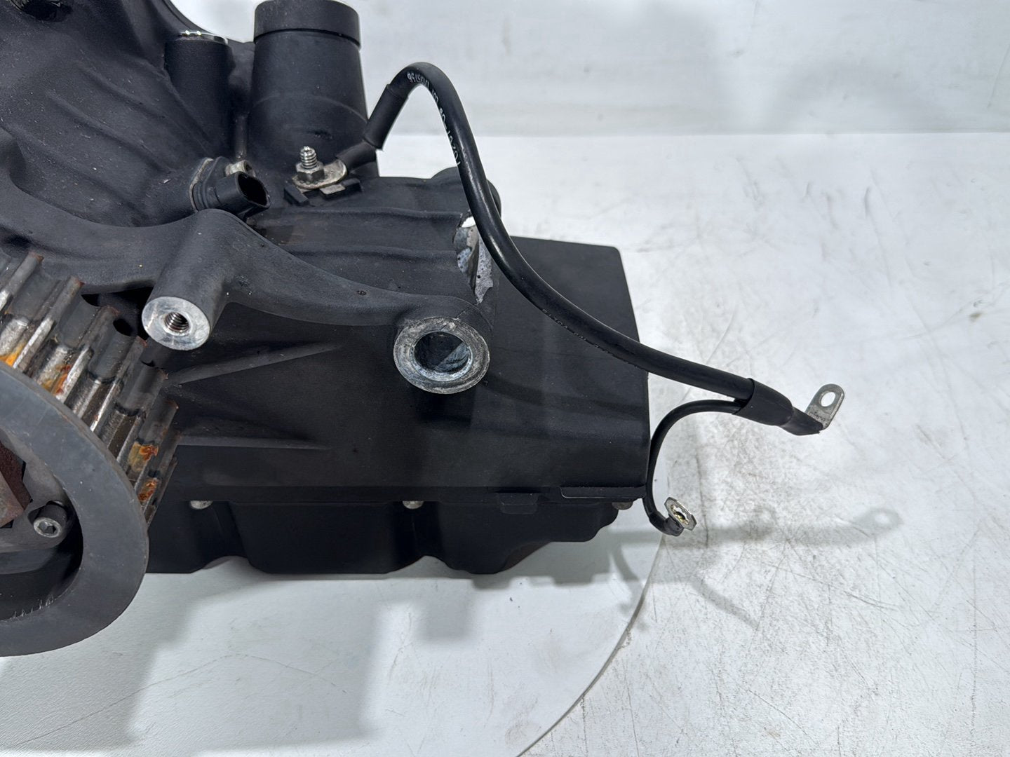 2016 Harley Road King Touring FLHR OEM 6 Speed Transmission Gearbox
