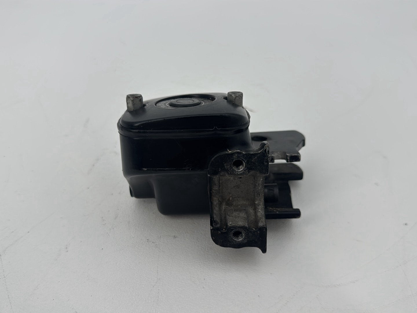 1999 - 2006 Harley-Davidson Dyna Low Rider Front Right Brake Lever Master Cylinder