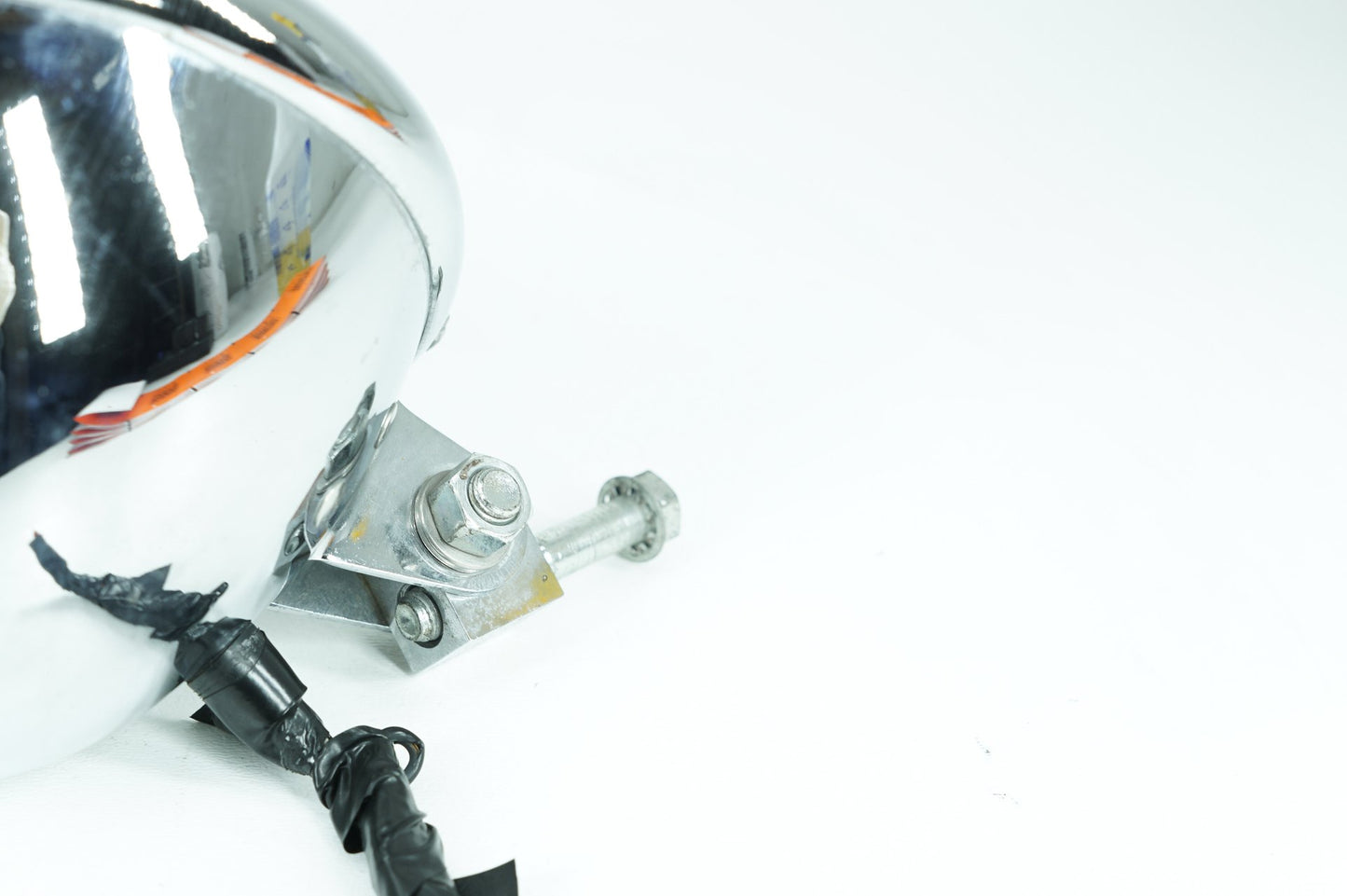 1999 - 2006 Harley-Davidson Dyna Wide Glide Headlight Headlamp Head Light Halogen  	67777-80A