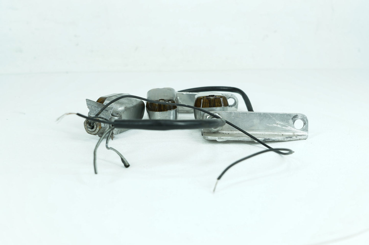 1984 - 1990 Harley-Davidson Sportster Evolution Front Left Right Turn Signal Indicators 68405-86
