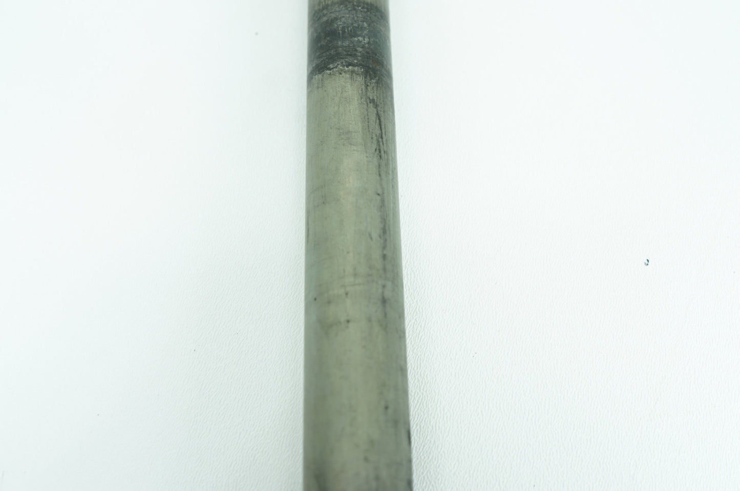 2007 - 2017 Harley-Davidson Dyna Street Bob Rear Wheel Axle Bolt Shaft 41114-08