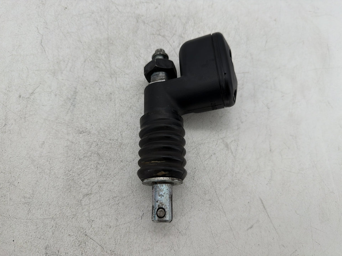 2006 Harley Street Glide Touring FLHX OEM Rear Brake Master Cylinder Reservoir