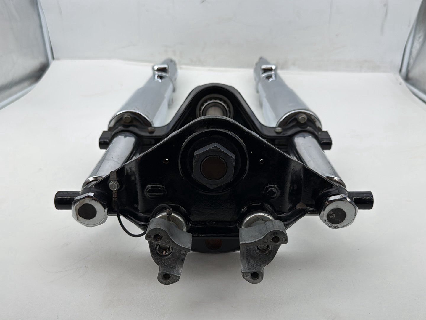 2013 Harley Street Glide Touring FLHX OEM Front Triple Tree Set & LH RH Fork Legs Sliders