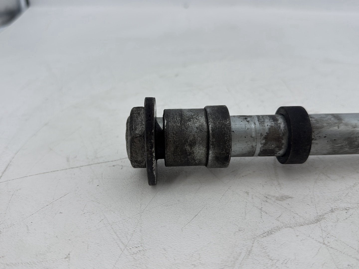 2007 - 2012 Harley-Davidson Touring Electra Glide Ultra Rear Wheel Axle Bolt Shaft