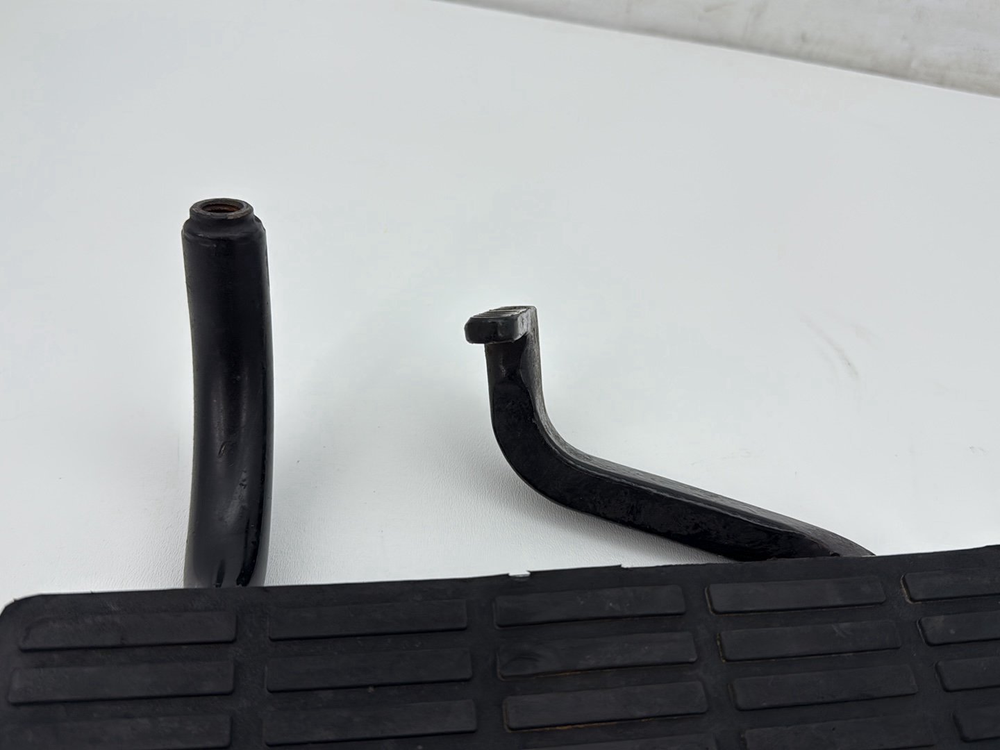 1995 Harley Road King Touring FLHR OEM Left Driver 1 Floorboard Foot Rest
