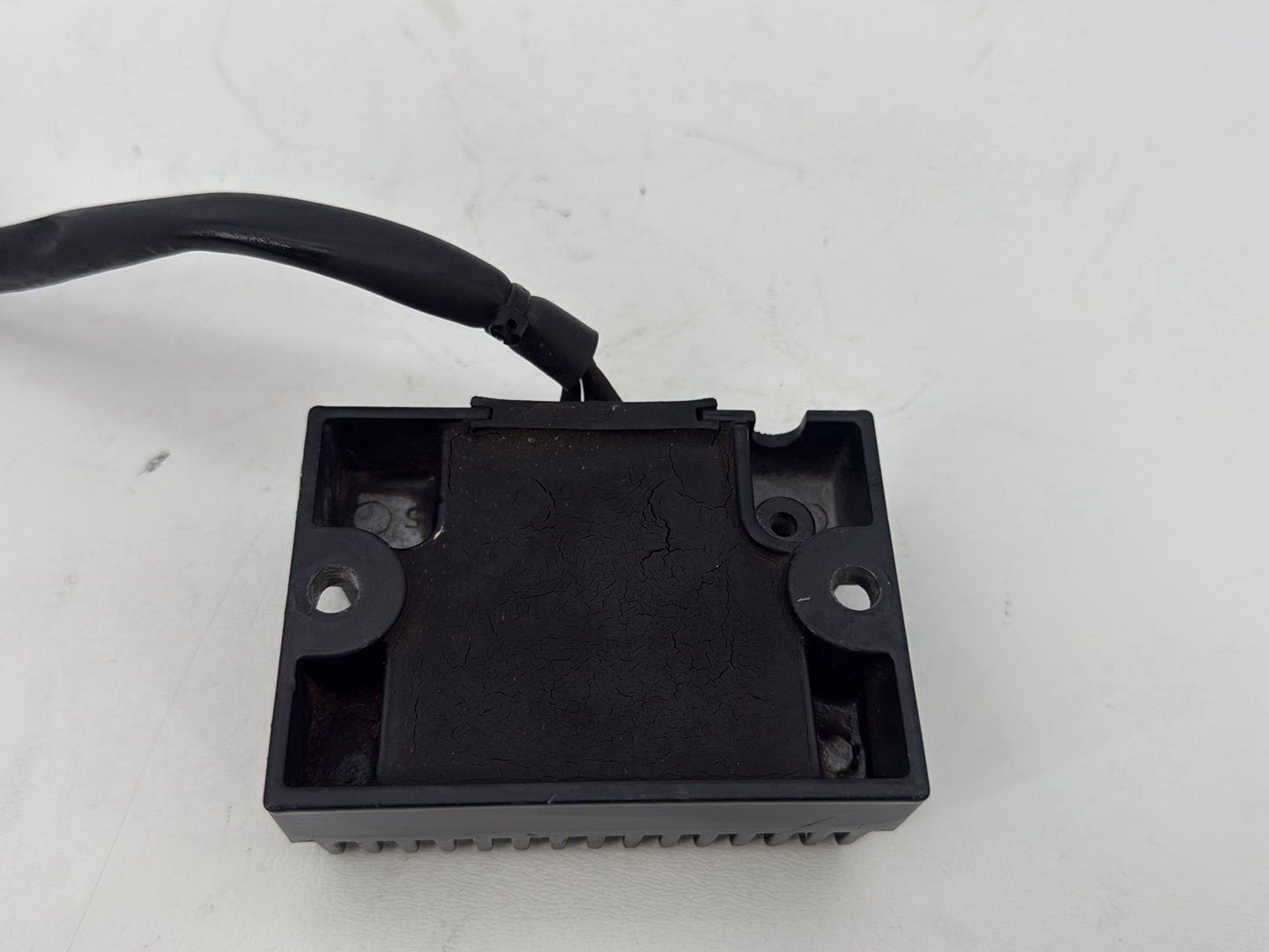 2003 Harley Sportster XL1200C 1200 Custom Anniversary OEM Voltage Regulator Rectifier