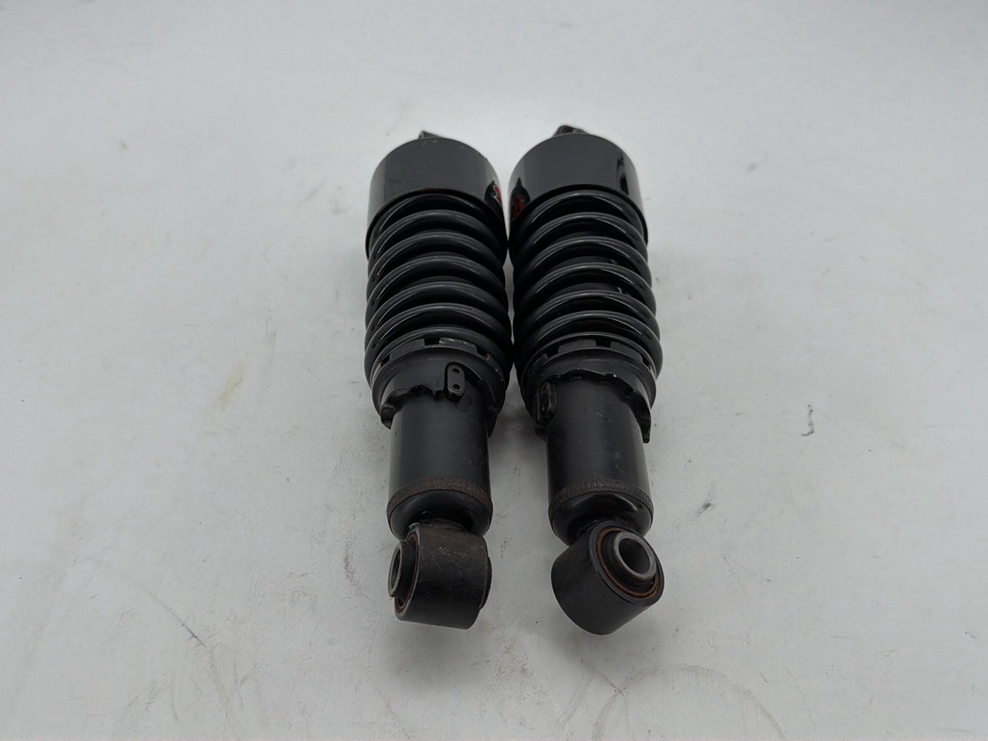 2008 Harley Dyna Fat Bob FXDF Rear Left Right Shock Absorbers BURLY 12"