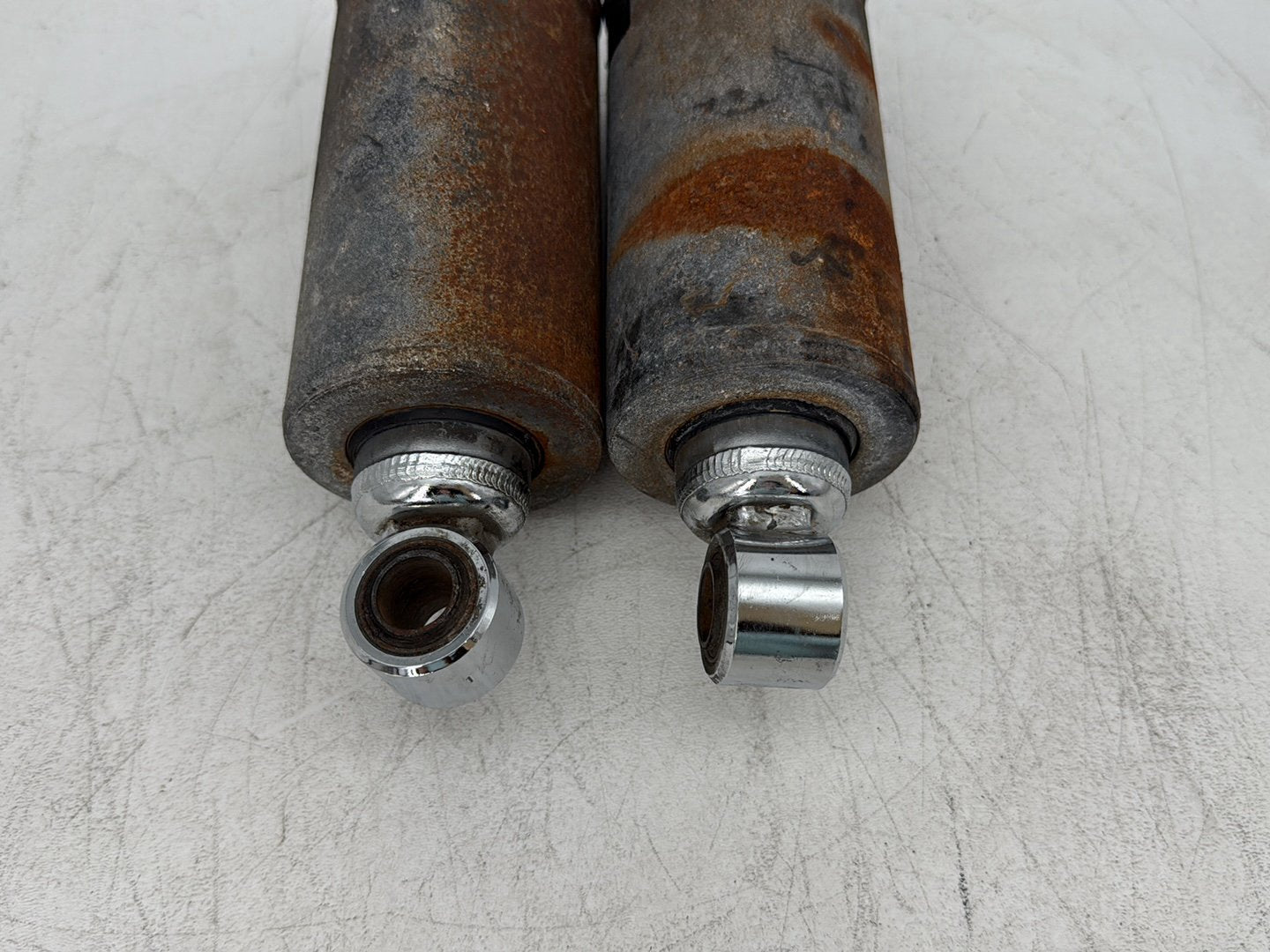 2013 Harley Heritage Softail Classic FLSTC OEM Rear Left Right Shock Absorbers