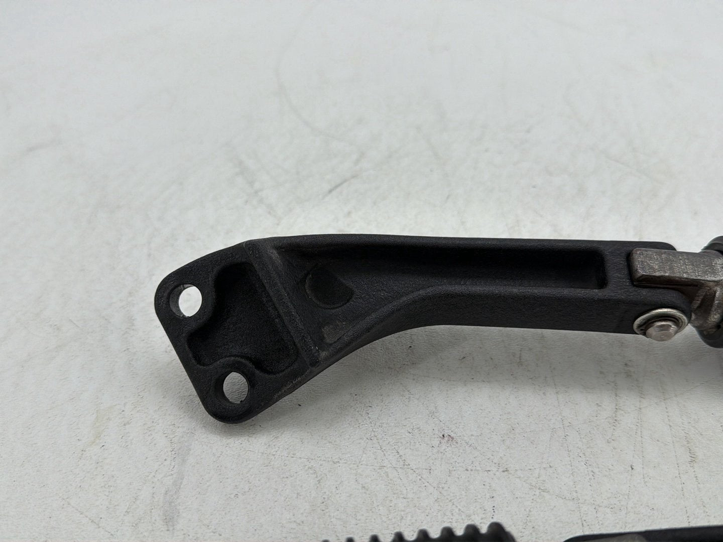 2009 Harley Dyna Street Bob FXDB OEM Passenger Left & Right Foot Pegs