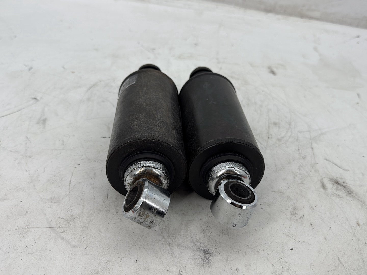 2002 Harley Heritage Softail Classic FLSTC OEM Rear Left Right Shock Absorbers
