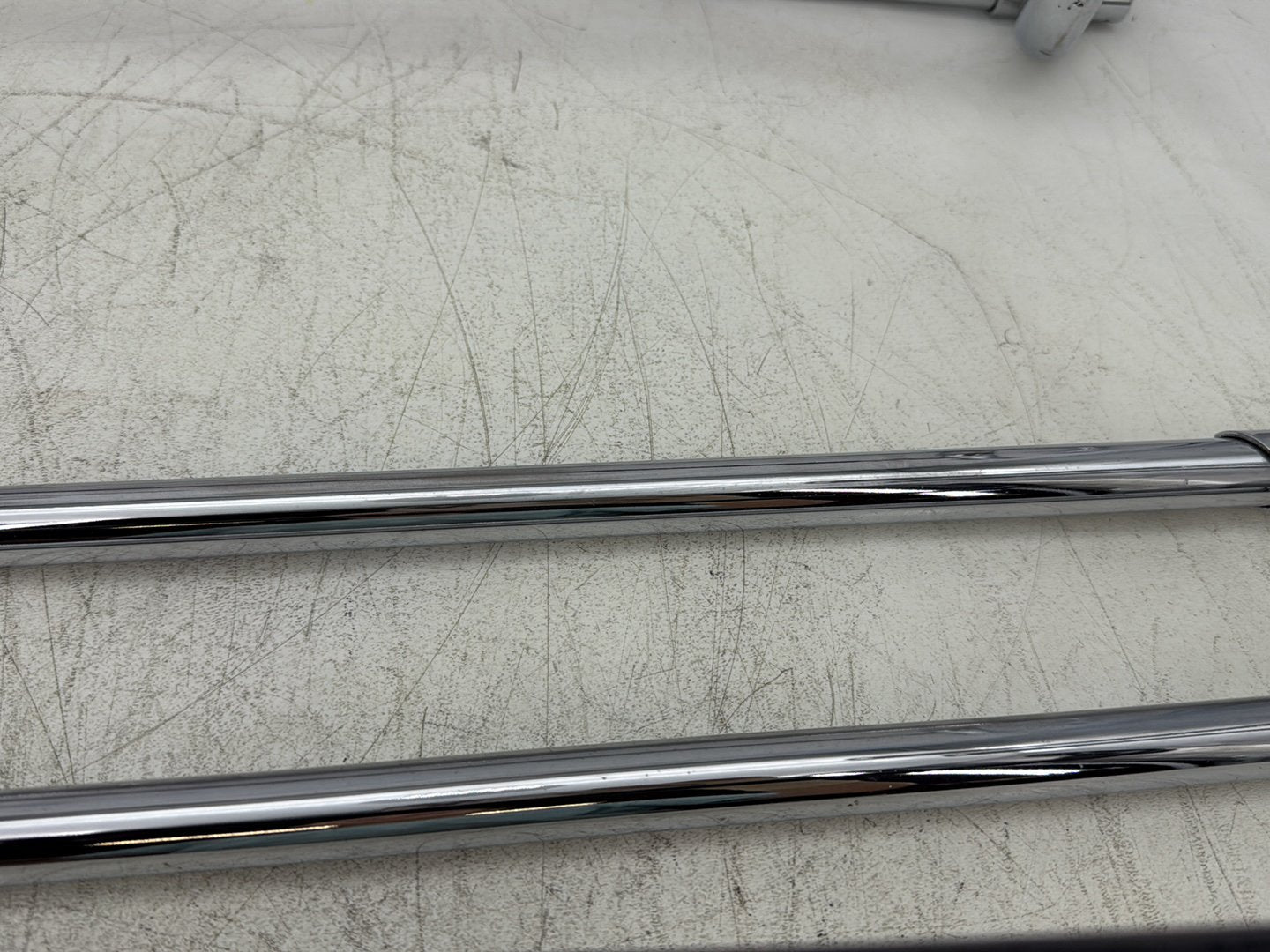 1998 Harley Touring FLHTCUI Electra Glide Ultra OEM Rear Left Right Saddlebag Guard Rails Bar