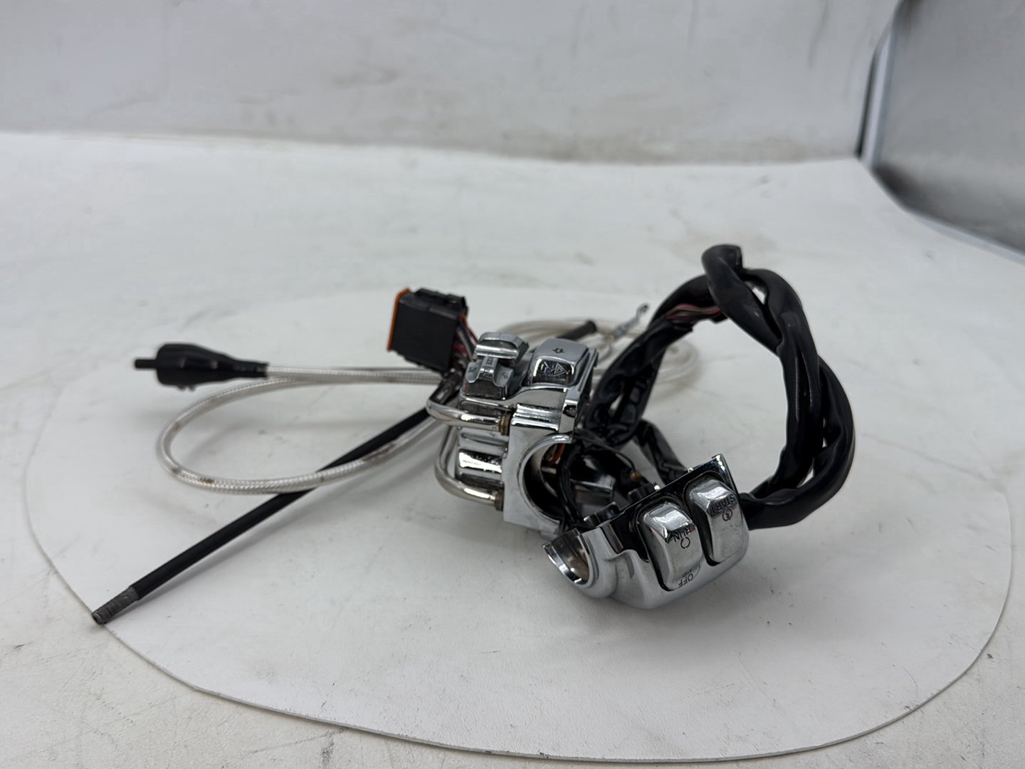 2005 Harley Road Glide Touring FLTRI OEM Right Engine Start Kill Switches Controls