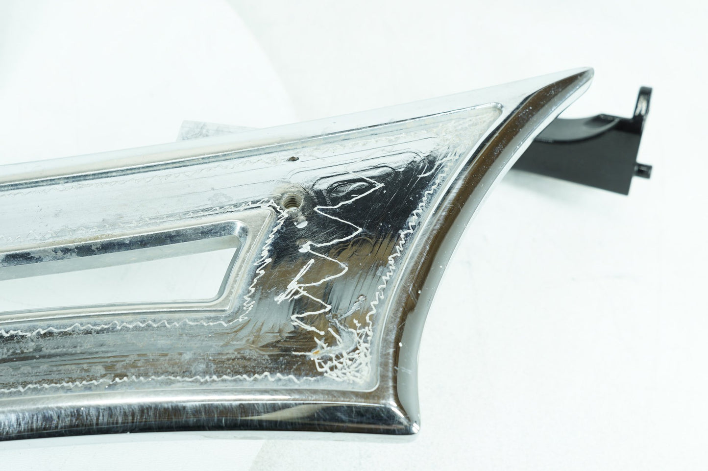 2007 - 2012 Harley-Davidson Touring Road Glide Left Right Driver Floorboard Foot Rest 47365-09