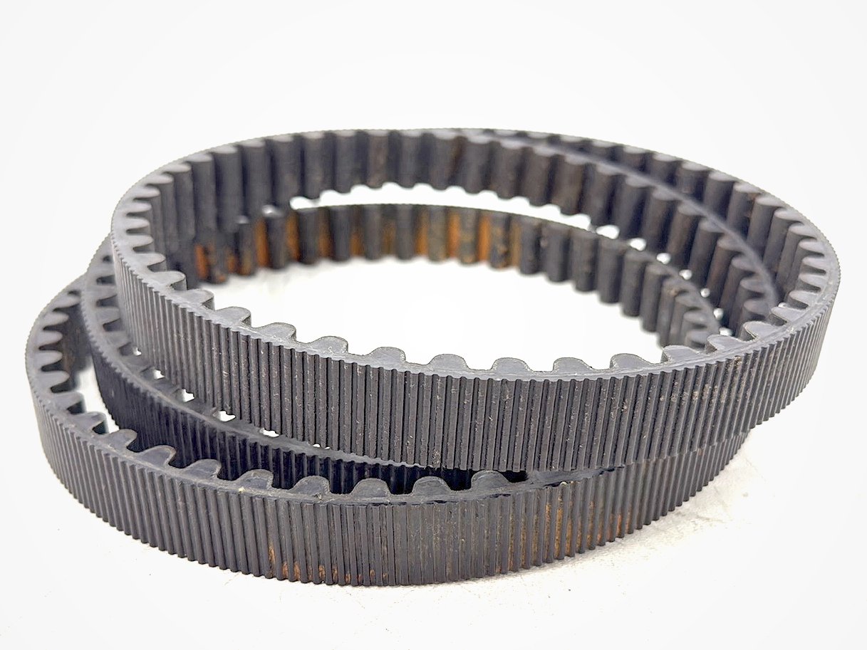 2015 Harley Road Glide Touring FLTRXS OEM Rear Drive Belt