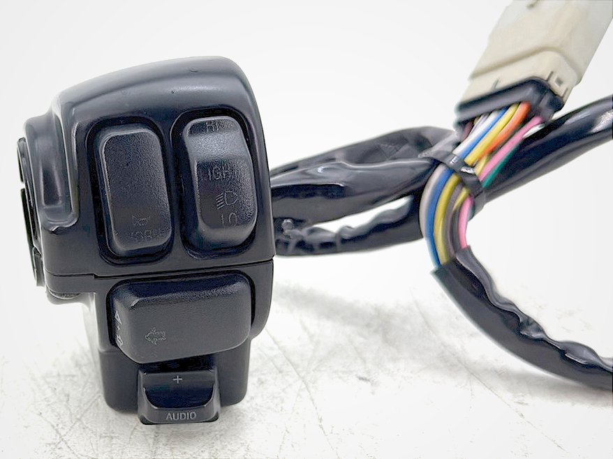 2012 Harley Street Glide Touring FLHX OEM Left Turn Signal Headlight Switches Controls