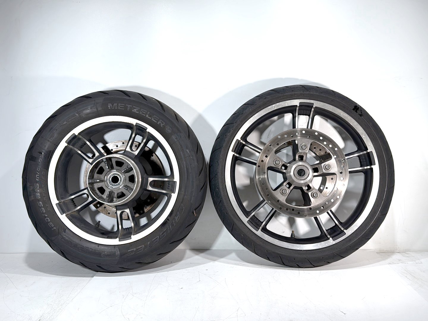 2014 Harley Street Glide Touring FLHXS OEM Front & Rear Wheel Rim Tire