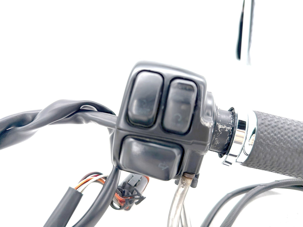 2006 Harley Softail Deuce FXSTDI OEM Right Engine Start Kill Switches Controls