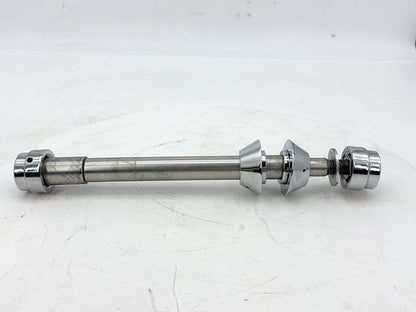 2007 - 2012 Harley-Davidson Touring Electra Glide Ultra Front Wheel Axle Bolt Shaft 41547-07A