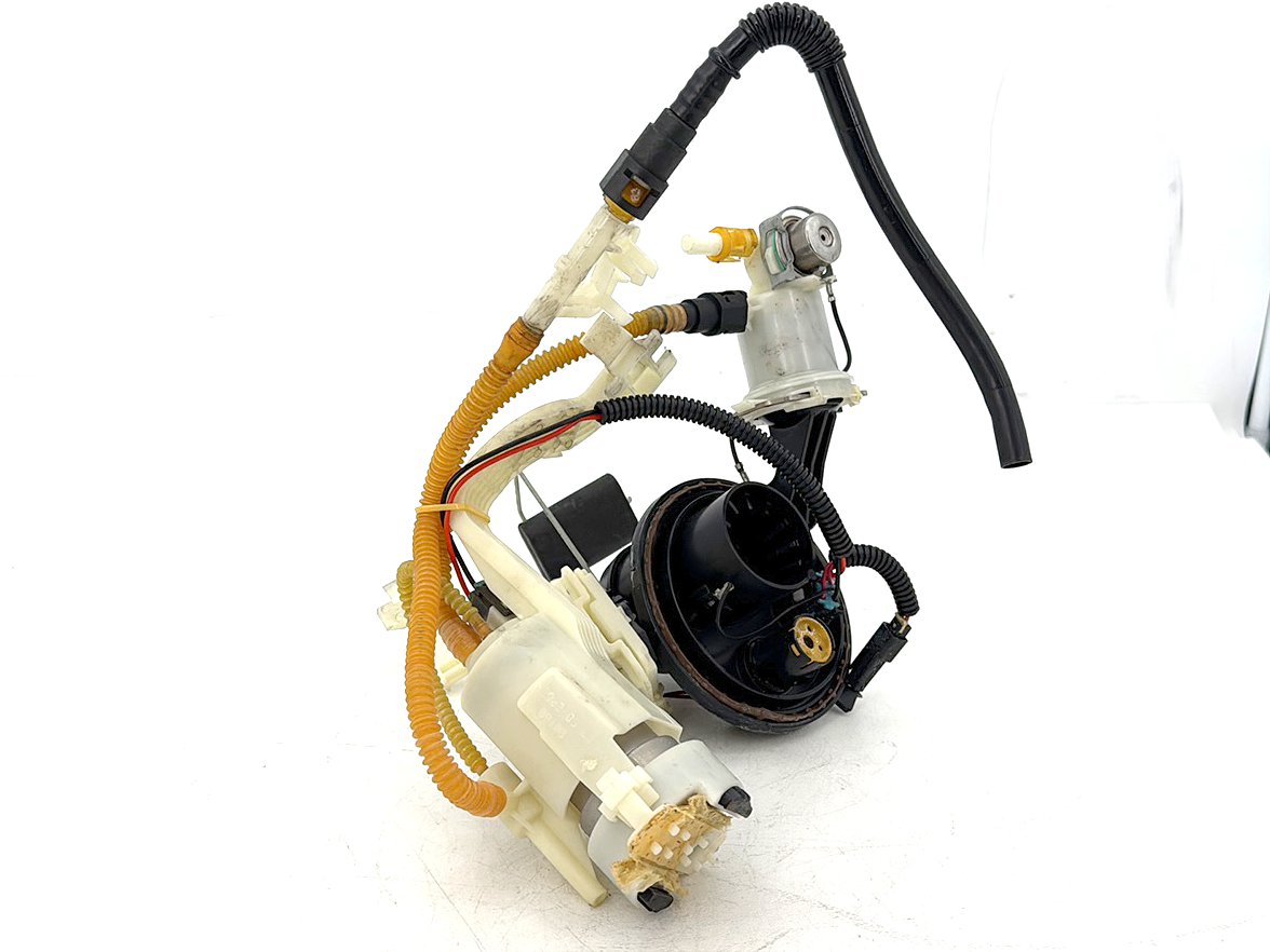 08 Harley Touring Electra Glide Ultra OEM Gas Gasoline Fuel Petrol Pump Sending