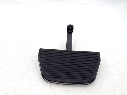 2006 Harley Touring FLHRI Road King OEM 1 Passenger Floorboard Foot Rest