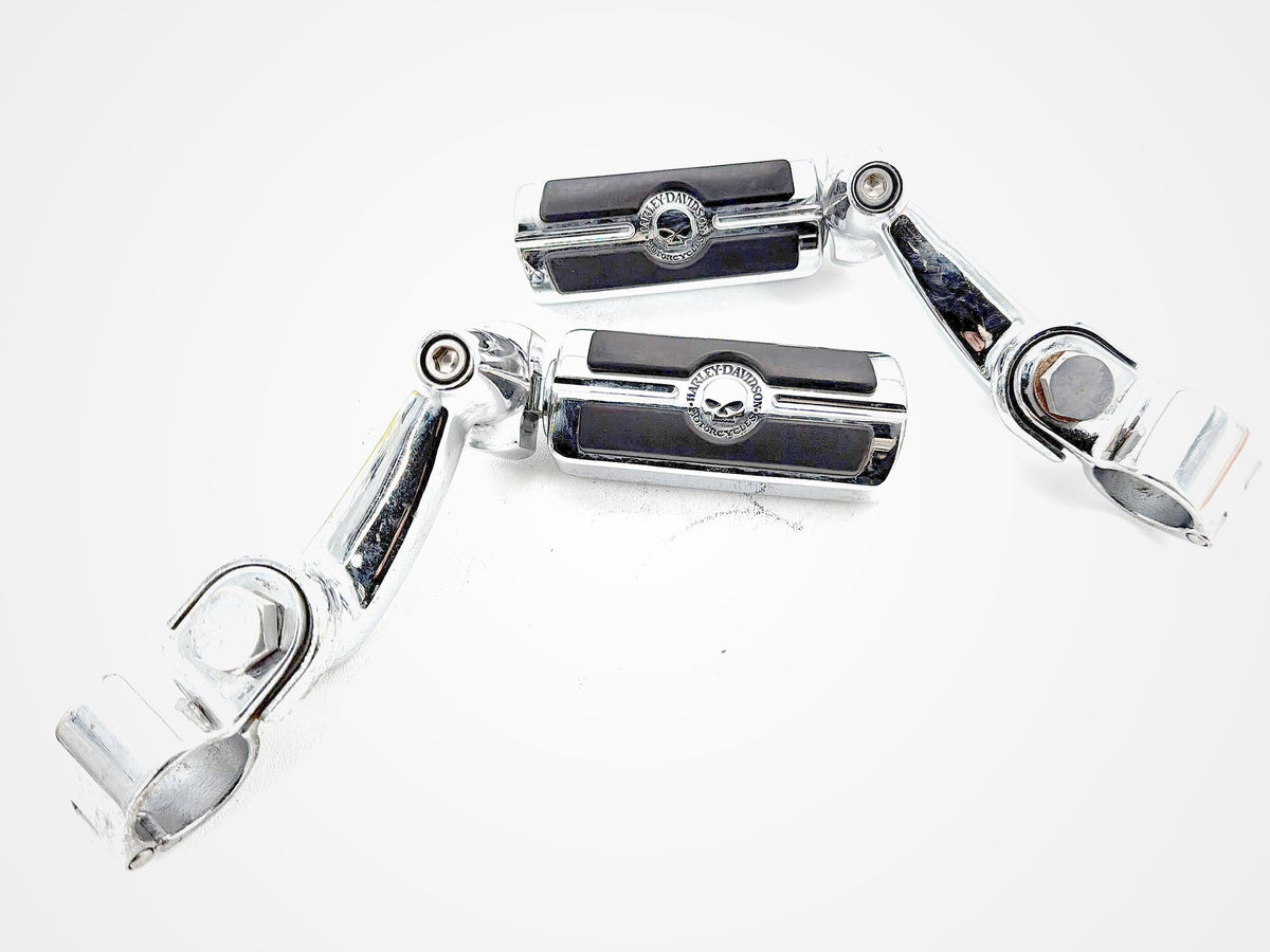 2001 Harley Electra Touring Front Right Left Highway Foot Pegs Willie G SKULL