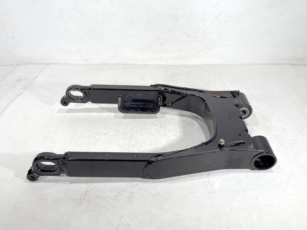 2007 Harley Electra Glide Touring Ultra OEM Rear Fork Swingarm Swing Arm