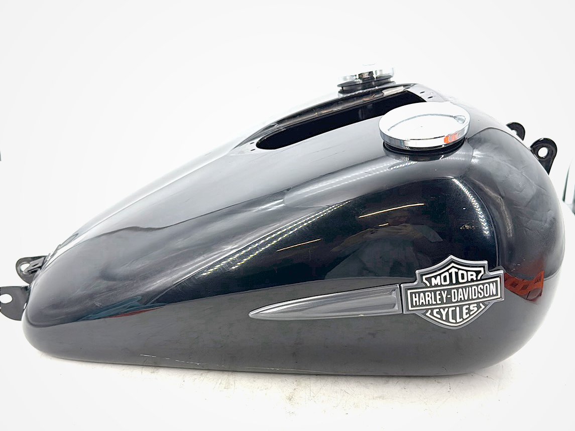 2012 Harley Dyna FXDF Fat Bob OEM Fuel Gas Tank Gasoline Reservoir