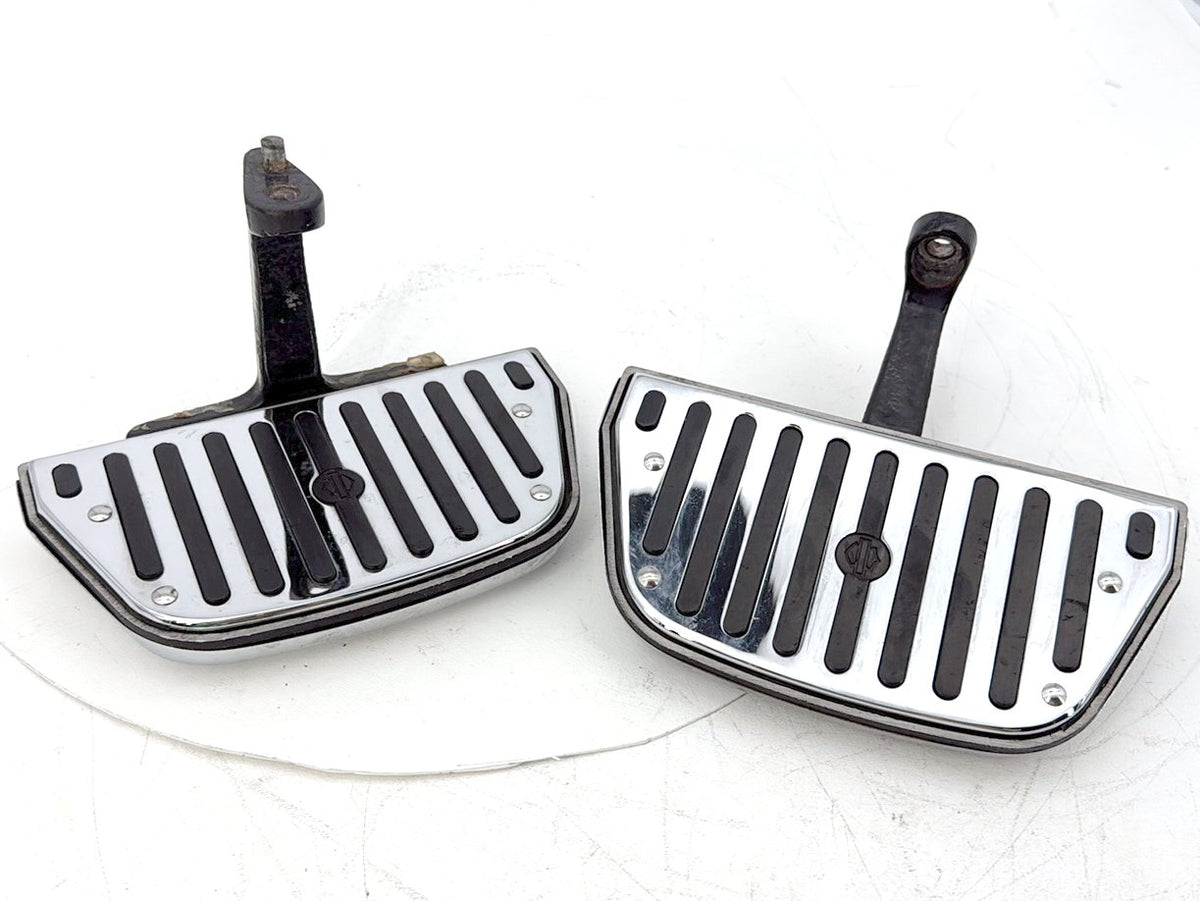 2002 Harley Touring Screamin Road King Left Right Passenger Floorboard Foot Rest