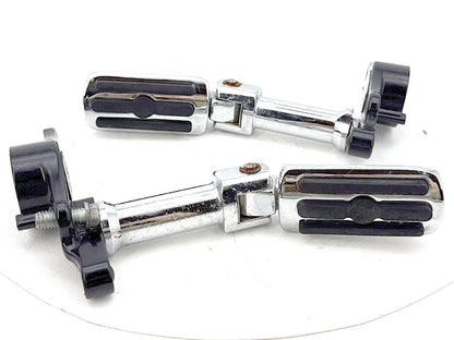 2008 Harley Touring Electra Glide Ultra OEM Passenger Left &amp; Right Foot Pegs