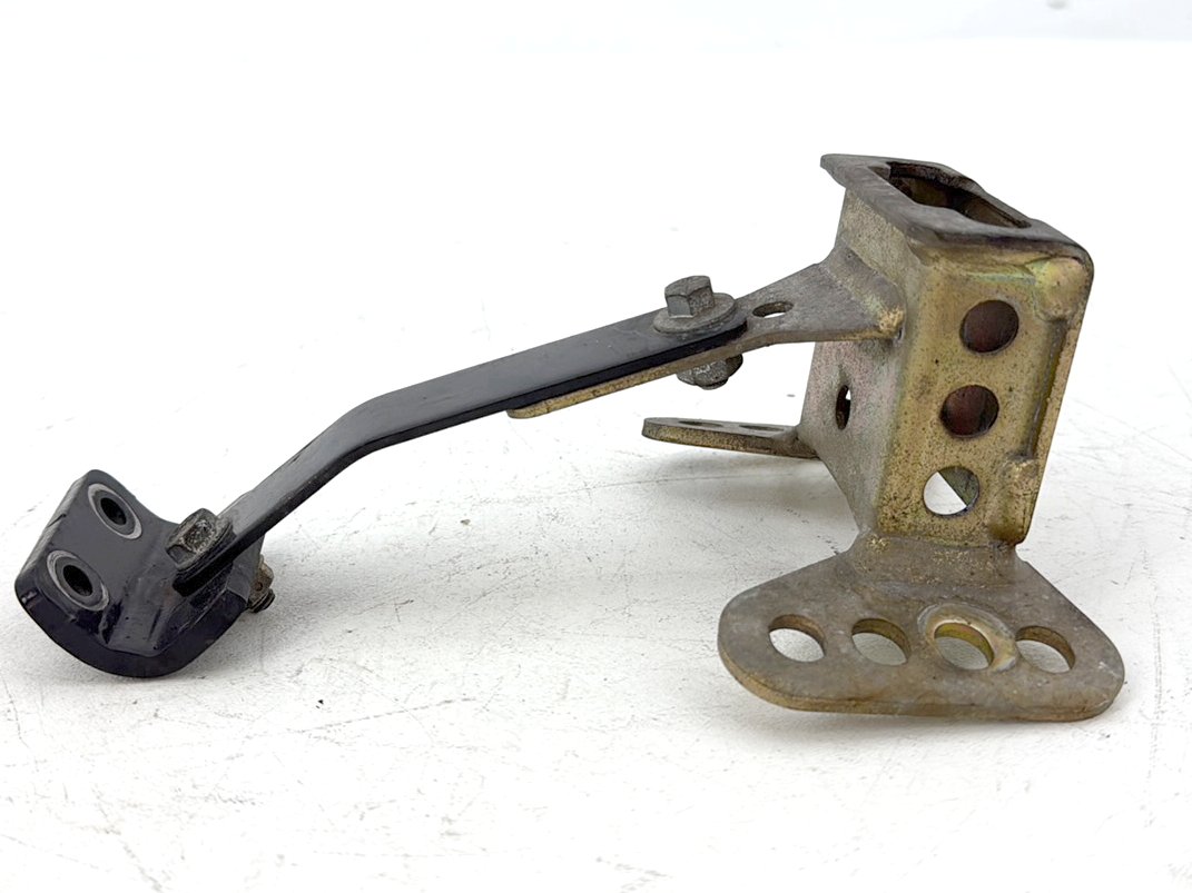 2008 - 2016 Harley-Davidson Touring Electra Glide Ultra Front Driver Rider Backrest Bracket Mount 52589-09A