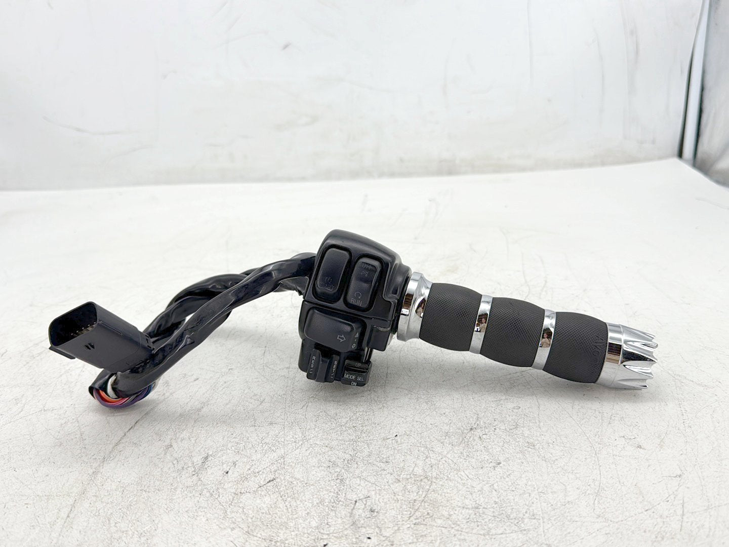 2009 Harley Street Glide Touring OEM Right Engine Start Kill Switches Controls
