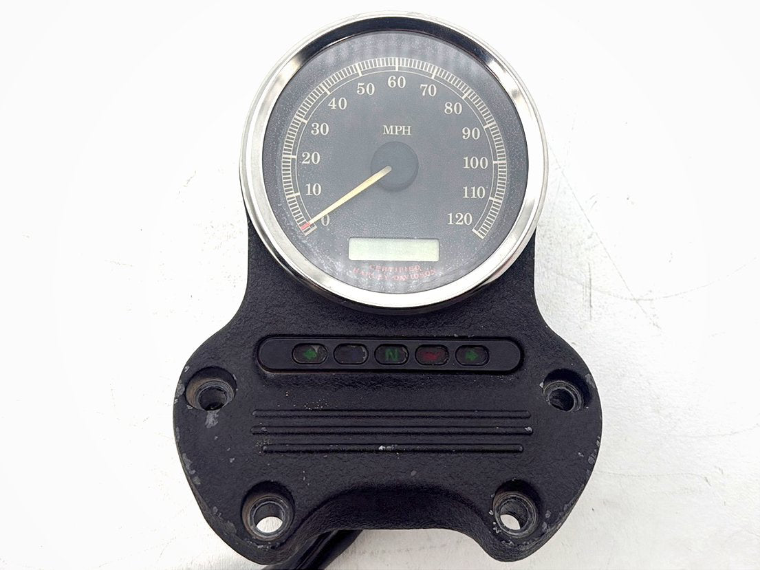 1999 - 2006 Harley-Davidson Dyna Super Glide Speedo Speedometer Gauge Cluster 67025-04