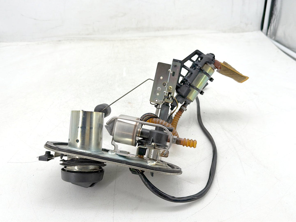 07 Harley Electra Glide Touring Ultra OEM Fuel Pump Gas Gasoline Petrol Sending
