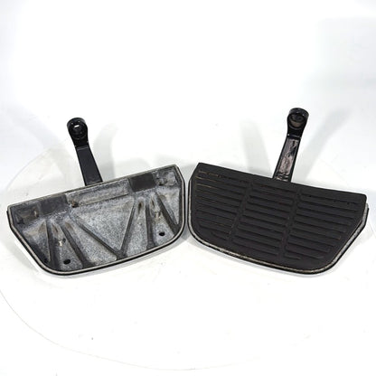 1999 - 2006 Harley-Davidson Touring Electra Glide Classic Left & Right Passenger Floorboard Foot Rest 52719-93B