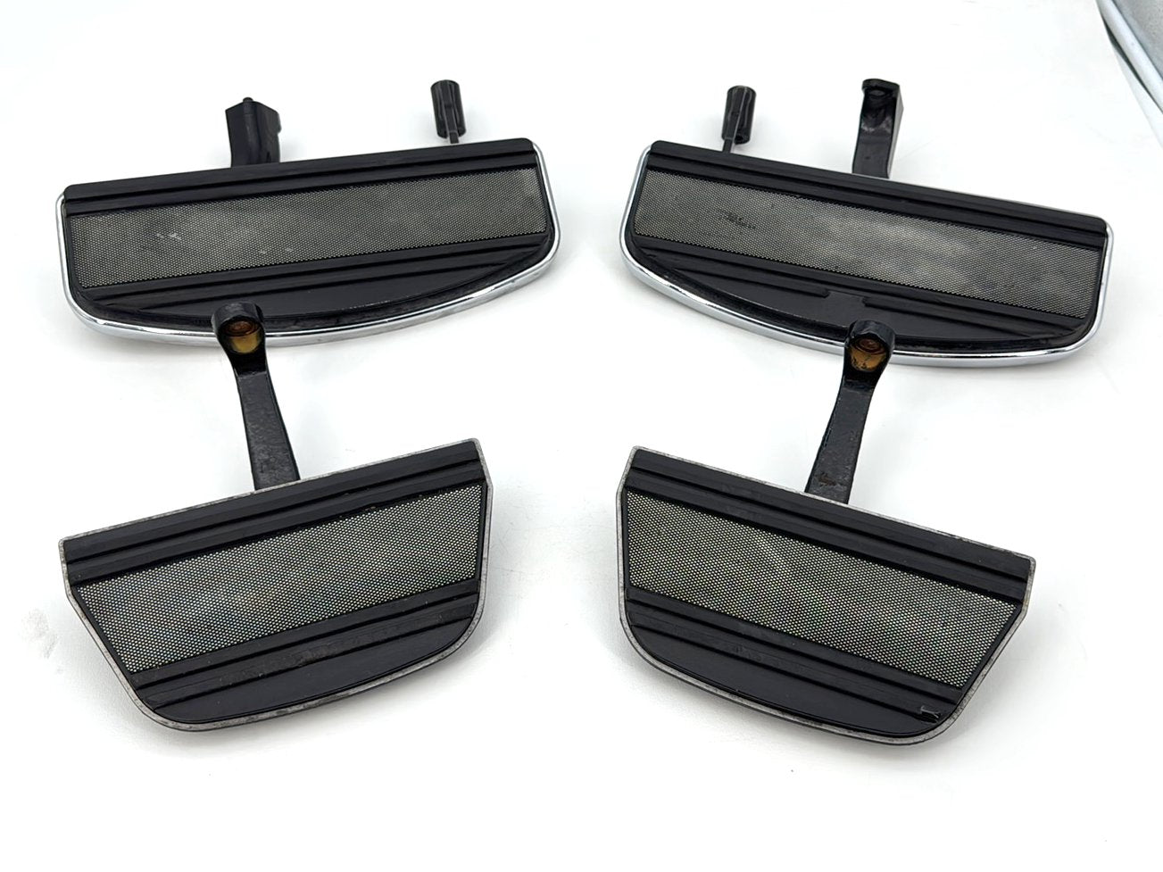 2007 - 2012 Harley-Davidson Touring Road Glide Left Right Driver & Pass Floorboard Foot Rest 	50606-06