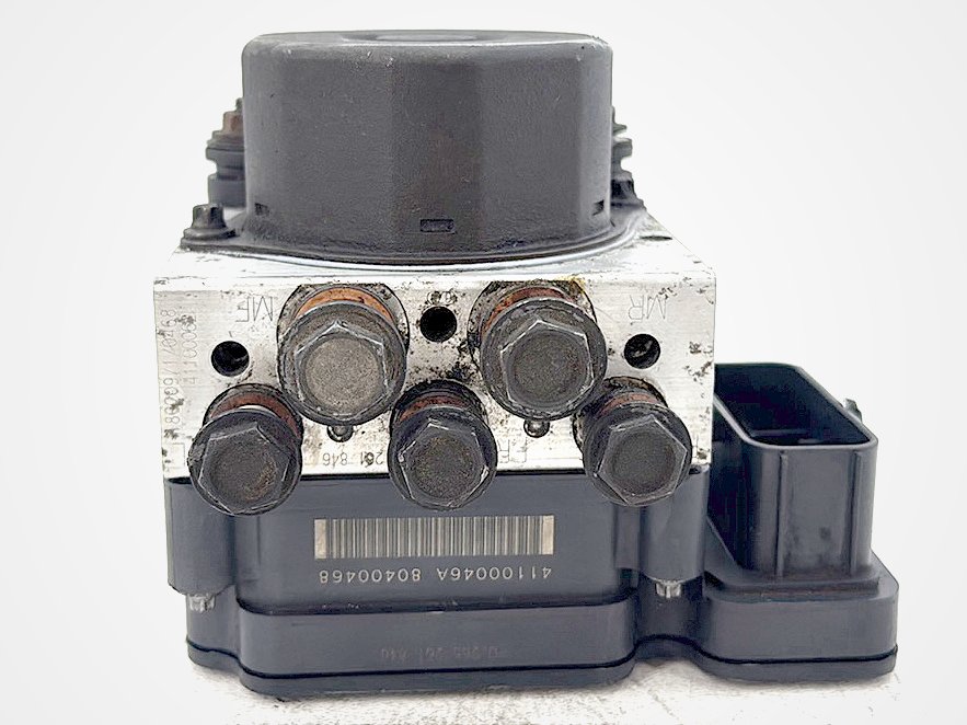 18 Harley Electra Glide Touring Ultra FLHTCU OEM ABS Brake Pump & Control Module